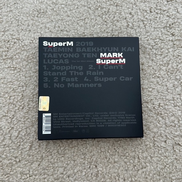 Super M The 1st mini album Mark’s version - Picture 4 of 4